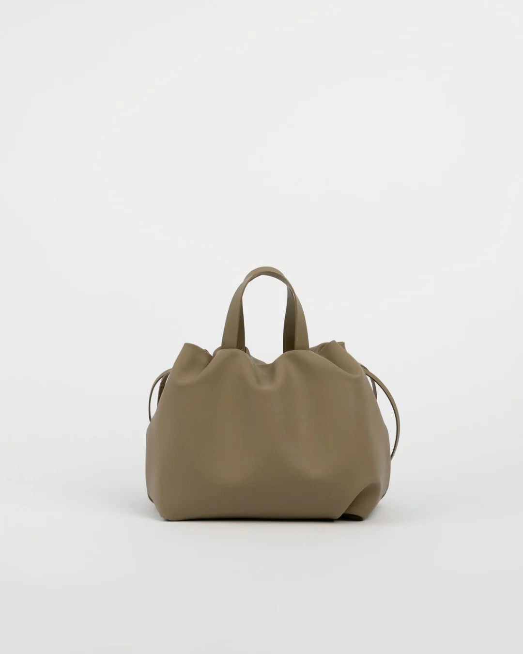 ANGELA Gris – L'élégance intemporelle du cuir végétal artisanal, éthique et taille moyenne