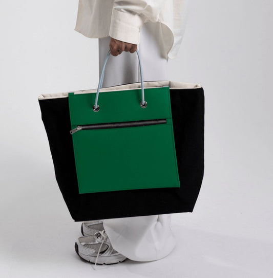 Un Sac à main vert - noir de fourre-tout réversible et de grande capacité