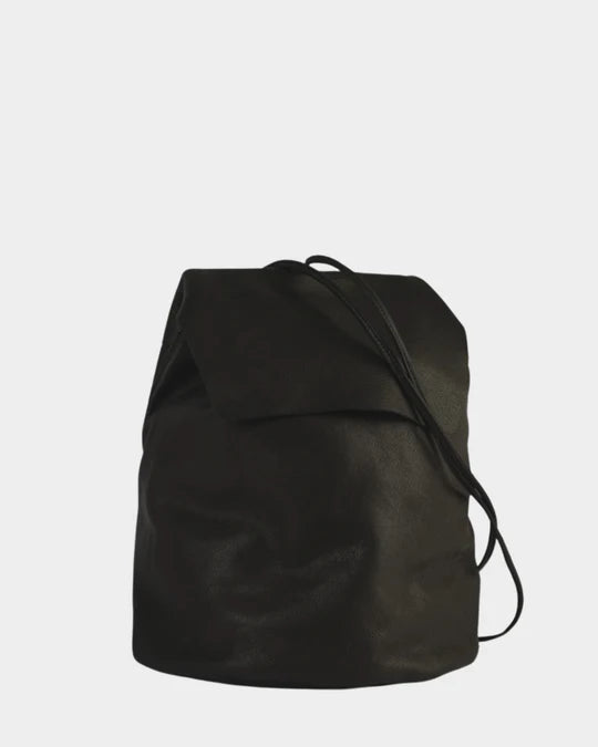 Sac à dos en cuir noir classique fait main premium artisanal espagnol unisexe