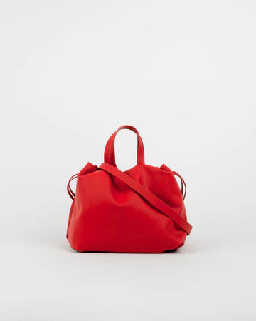 ANGELA Rouge – L'élégance intemporelle du cuir végétal artisanal, éthique et taille moyenne