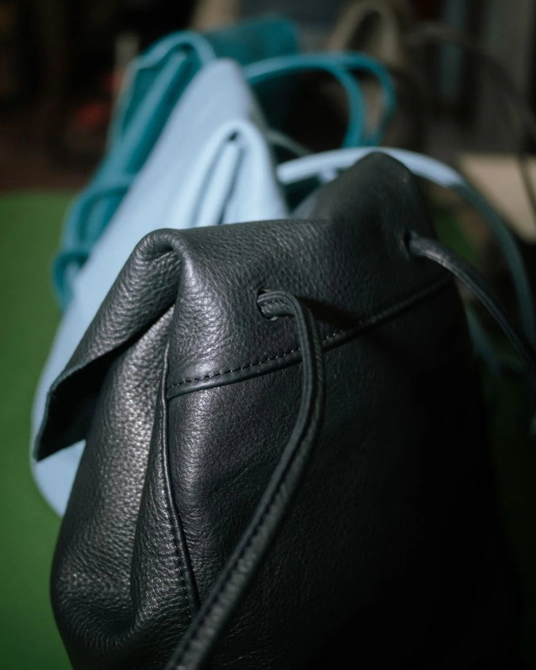 Mini Sac à Dos Cuir Noir IRENE — Artisanal Premium | Bmassy
