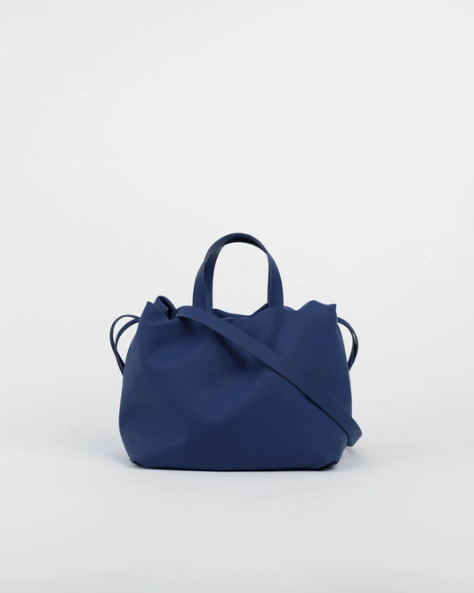 Sac à bosse ANGELA bleu cuir végétal artisanal éthique – Bmassy