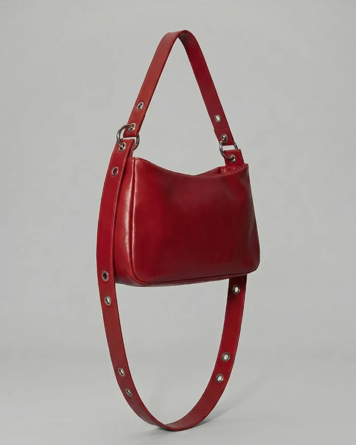 Sac bandoulière LOLI cuir tanné végétal coloris rouge – Bmassy