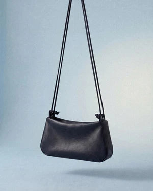 Détail fermeture YKK et cuir tanné végétal du sac Lolita Bmassy