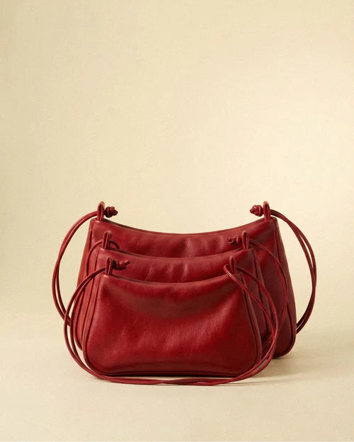 Petit sac bandoulière LOLITA cuir tanné végétal, vue de face – Bmassy
