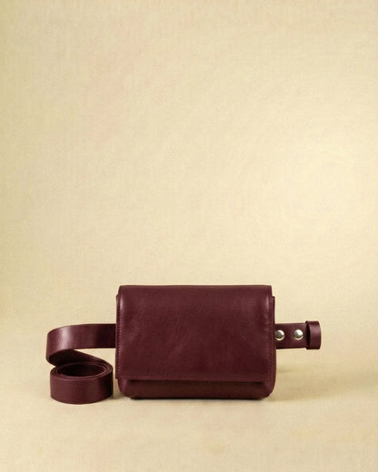 Sac ceinture Fernandita en cuir bordeaux, convertible en pochette 