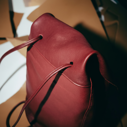 Mini sac à dos cuir marron or rose IRENE détail fermeture cordon – Bmassy