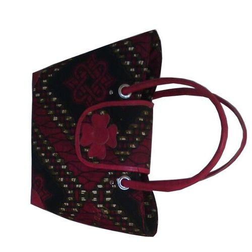 Sac cabas artisanal en raphia naturel
