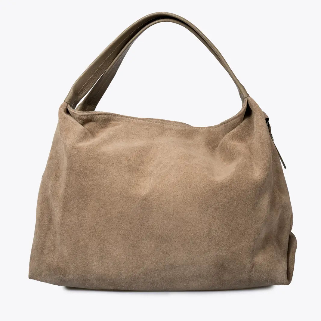 Sac à main Capucine en cuir velours taupe, vu de face sur fond clair