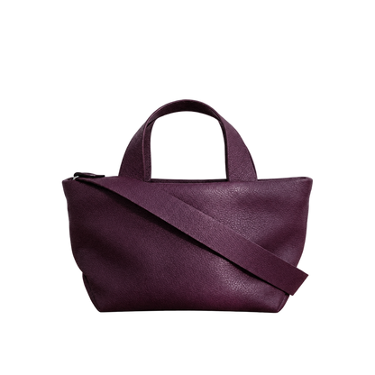 Sac Juanita en cuir aubergine clair, vu de face avec sa bandoulière, Bmassy.
