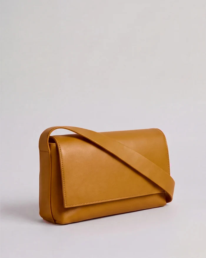 Sac baguette Fernanda jaune en cuir tanné végétal – vue dos – Bmassy