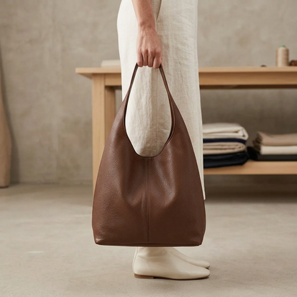 Sac shopper en cuir véritable gris pour femme, porté à la main