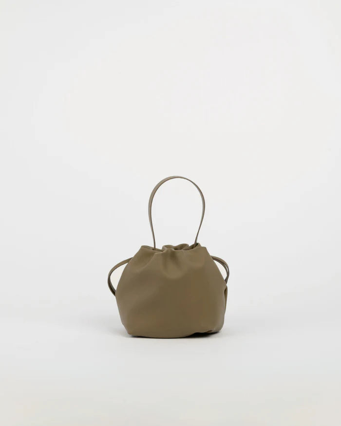Sac à main Angelita gris en cuir tanné végétal – Bmassy