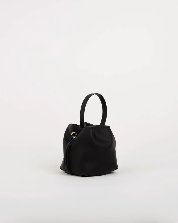 Sac à main Angelita noir en cuir tanné végétal – Bmassy