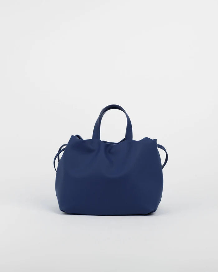Sac à main Angelita bleu marine en cuir tanné végétal – Bmassy
