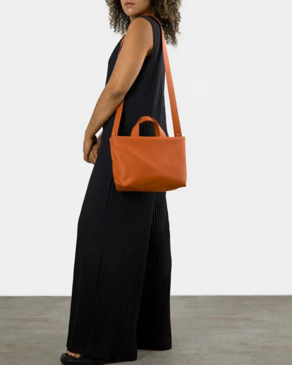 Sac à main fourre-tout orange cuir végétal écoresponsable fait main – Bmassy